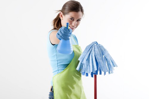 Local office cleaning service for E9 workplaces