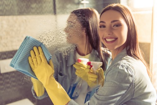 End of tenancy cleaning in an E9 flat for a smooth property handover